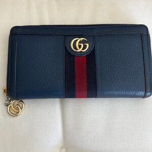 Gucci Navy Leather Zip Wallet